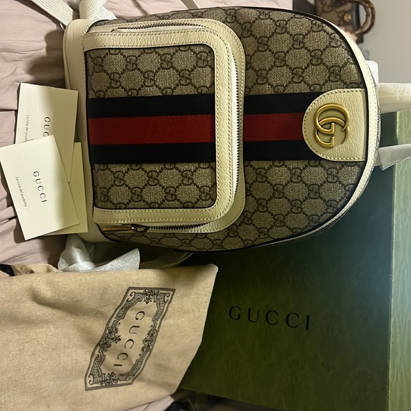 Gucci ophidia backpack with light tan trim. Never used and still has wrapping. - Picture 4 of 5